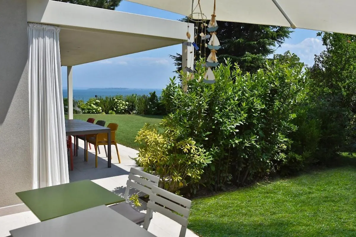 B&B Athome Padenghe sul Garda 0*,  Italy
